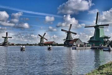 Urban Exploration in Delft