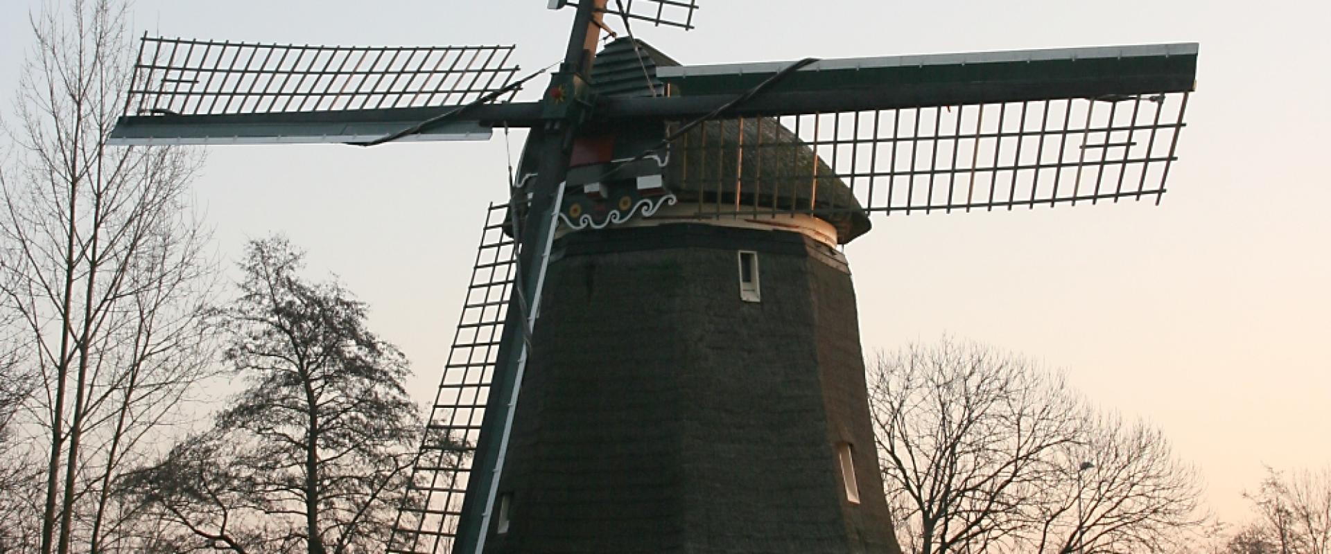 Zuidpoldermolen windmill, Edam