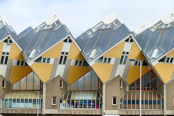 Cube Houses (Kijk-Kubus)