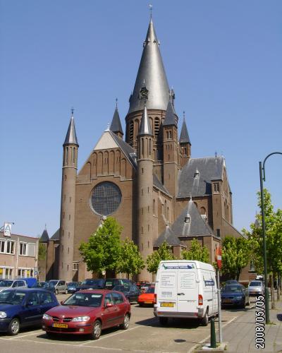 The neo-Gothic Sint-Gummaruskerk with its tall spire in Steenbergen