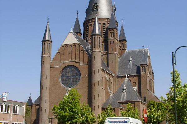 Sint-Gummaruskerk Steenbergen