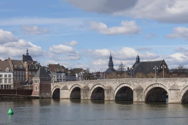 Wilhelminabrug and St. Servaasbrug Bridges