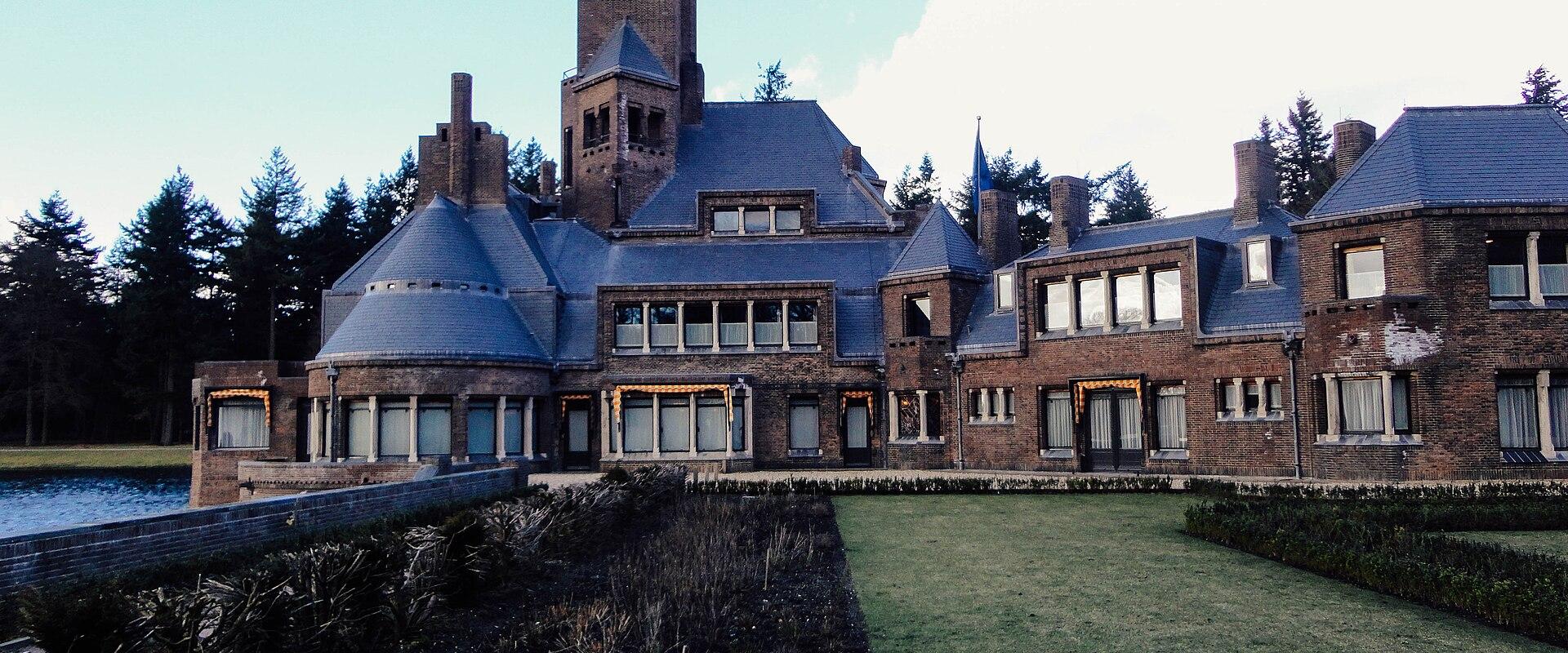Jachthuis Sint Hubertus by Berlage, with its tall tower, in the Hoge Veluwe