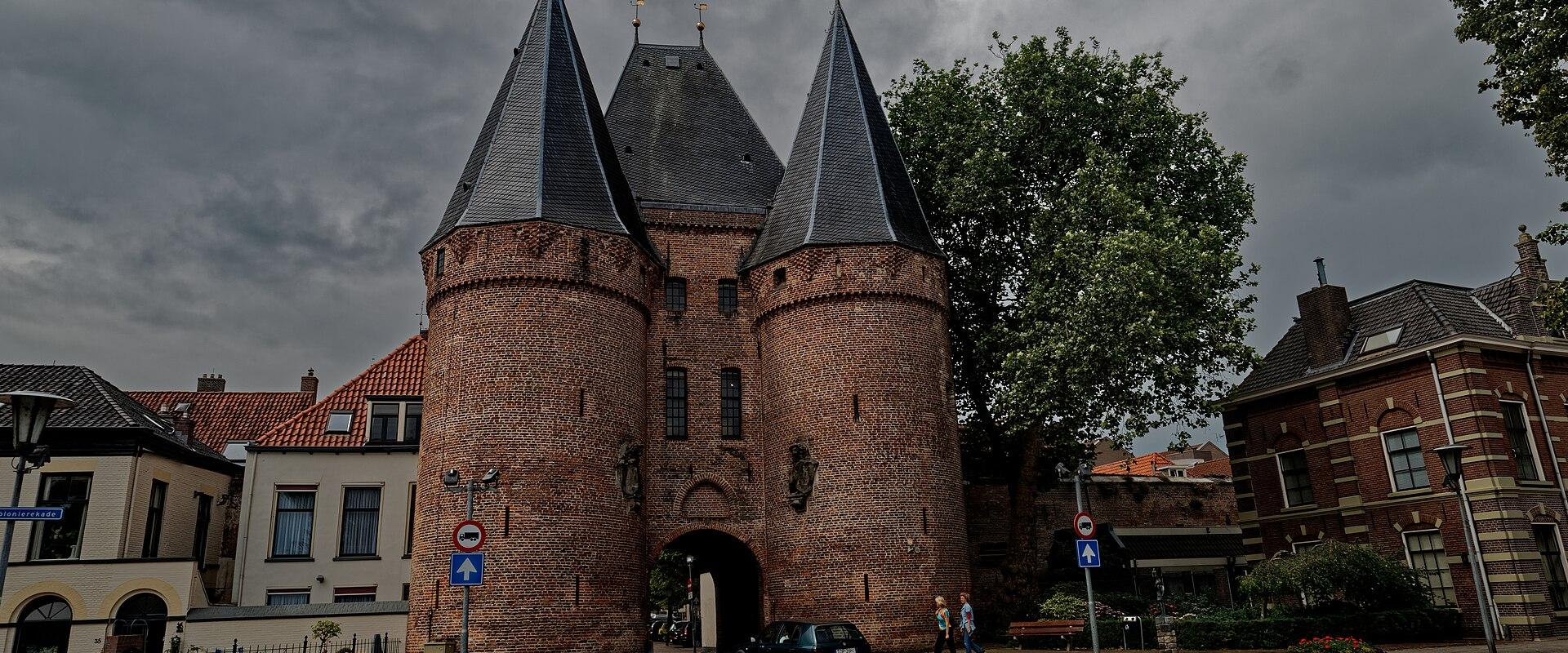 The twin-towered Koornmarktspoort gate in Kampen