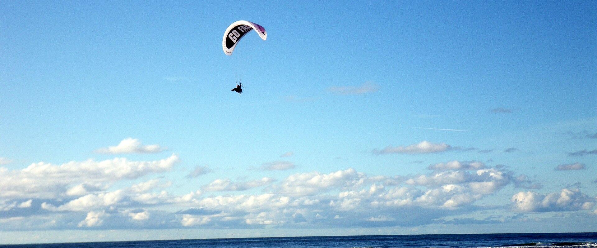 Watersports (kitesurfing)