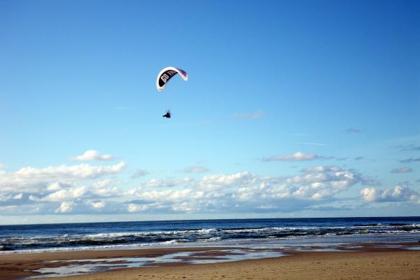 Watersports (kitesurfing)